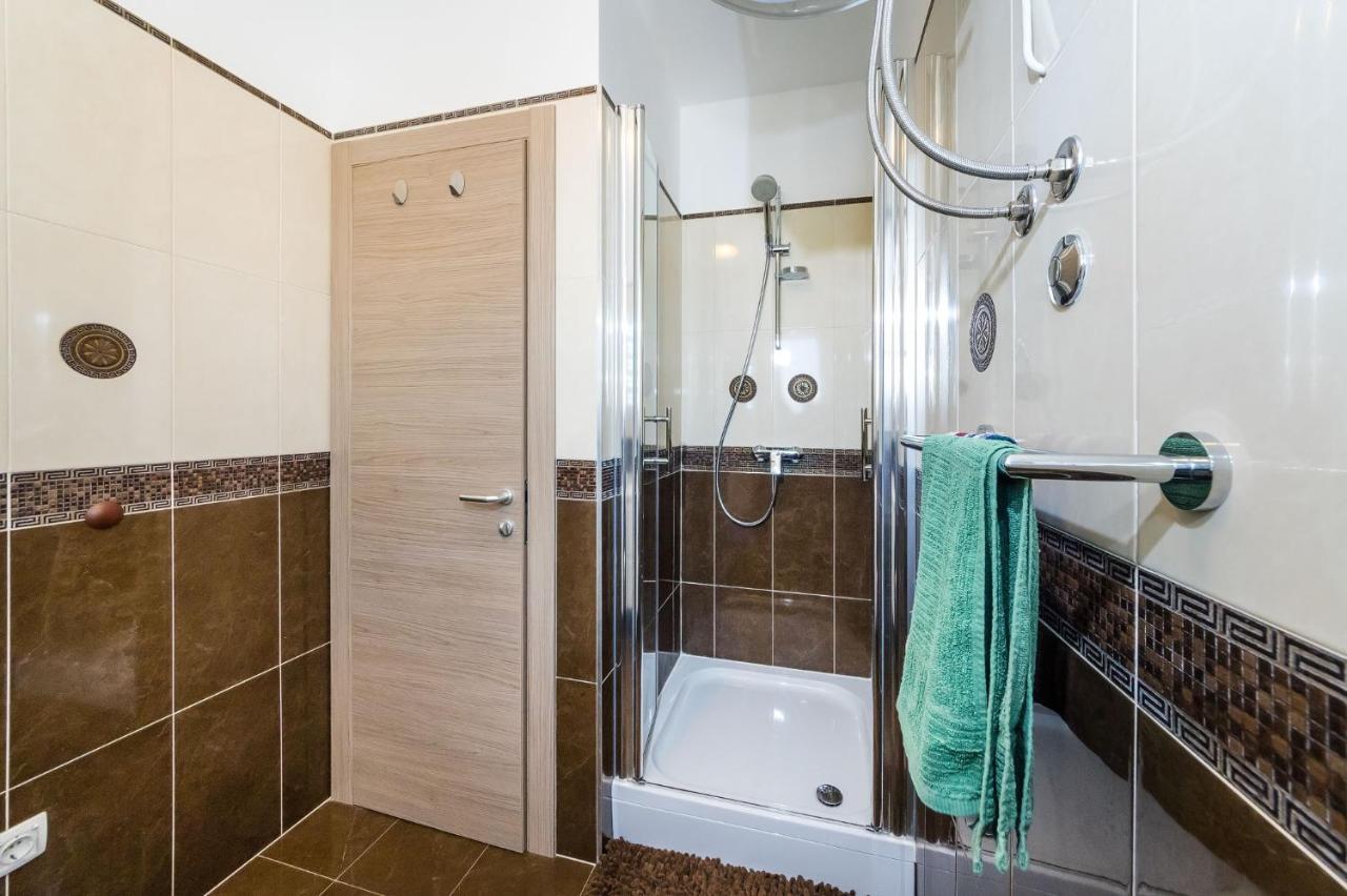 Lipotica - Luxury, With Sea View Lägenhet Nin Exteriör bild